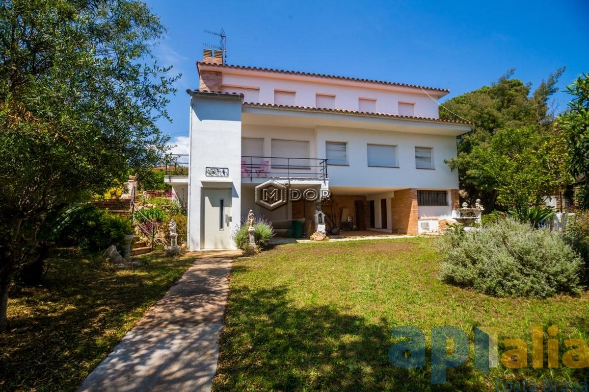 Sant Antoni de Calonge / Mas Falet